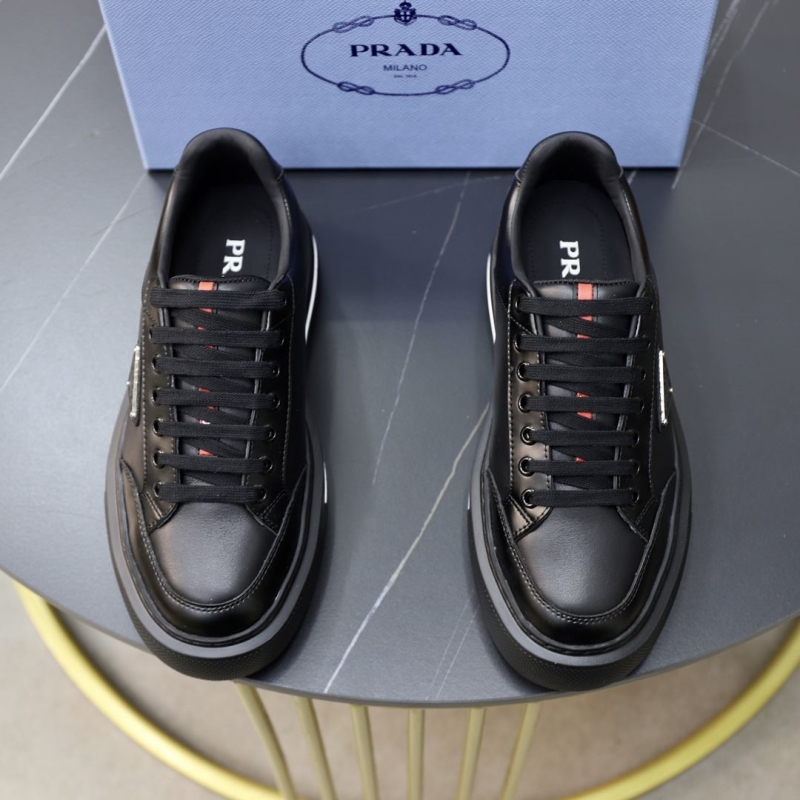 Pra*a casual shoes